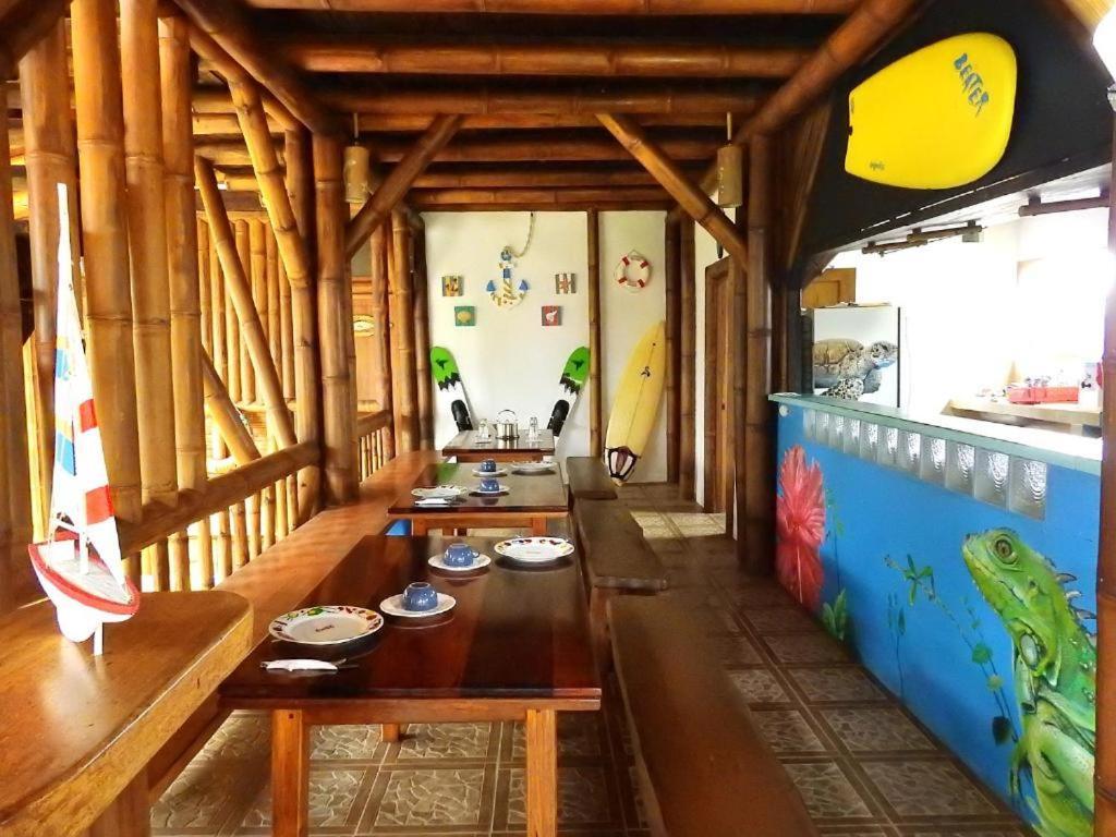 Hotel El Bochinche Mompiche Exterior foto